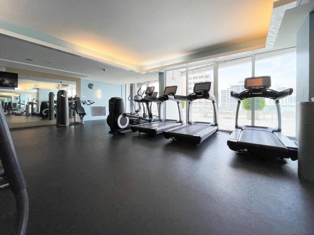 Luxury Well Stocked Se Corner 2Br W Fort Lauderdale W Great Ocean Views Exterior photo
